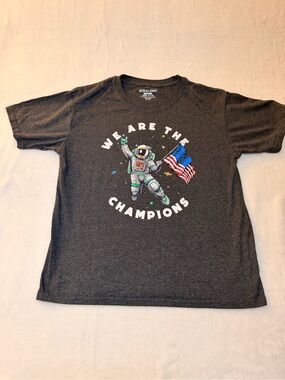 Kids/Youth 'We Are The Champions' Astronaut Graphic Tee - size: L